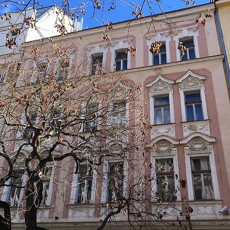 Residence Kralovsky Vinohrad Prága Kültér fotó
