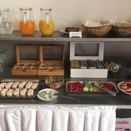 Residence Kralovsky Vinohrad Prága Kültér fotó