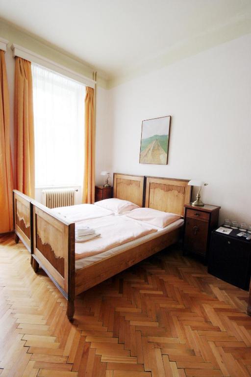 Residence Kralovsky Vinohrad Prága Szoba fotó