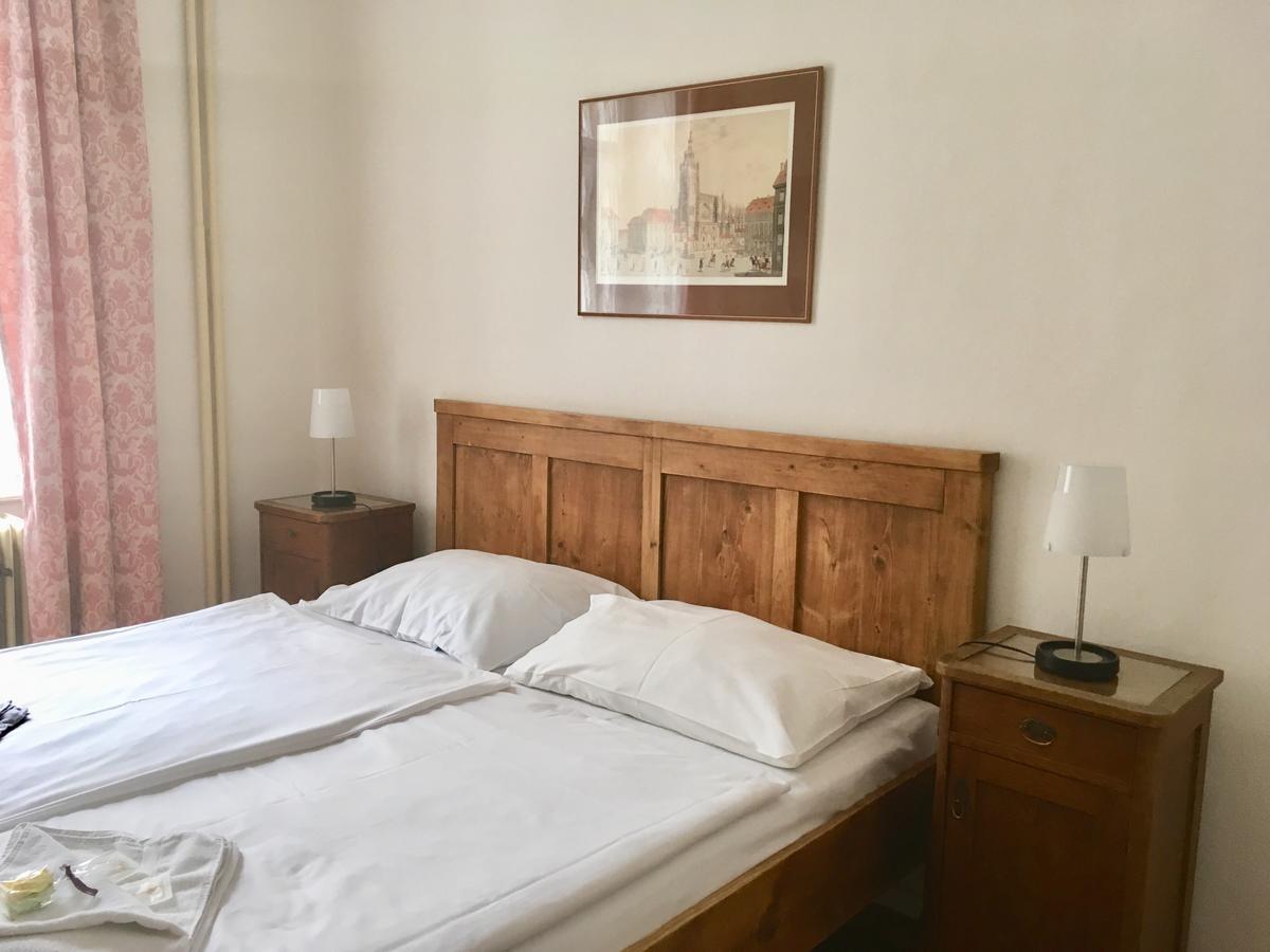 Residence Kralovsky Vinohrad Prága Szoba fotó