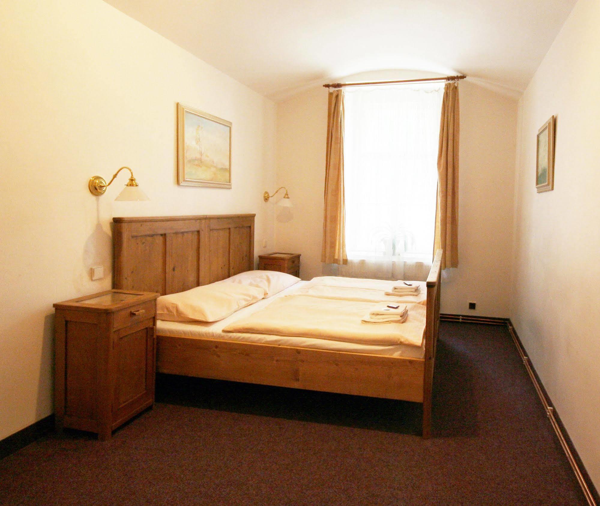 Residence Kralovsky Vinohrad Prága Kültér fotó